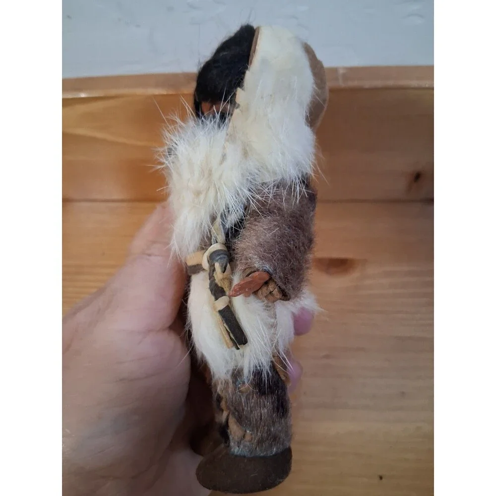 Vintage Native American Indian Inuit Eskimo Baby Doll Real Fur & Leather READ